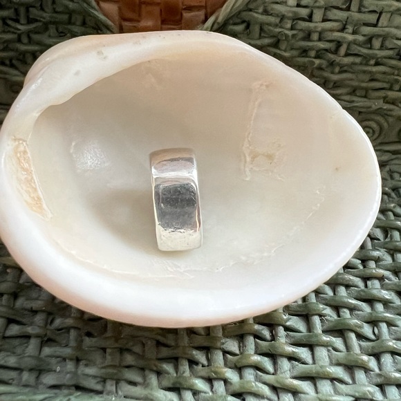 Tear drop charm - Picture 2 of 4